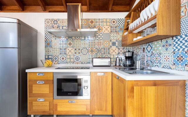 HomeLike Nature Carrizales and Masca House & Wifi