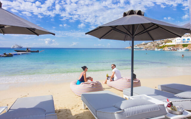 Mykonos Dove Beachfront Hotel