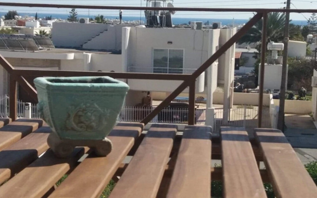 Beautiful and Modern Apartment in Oroklini, Cyprus