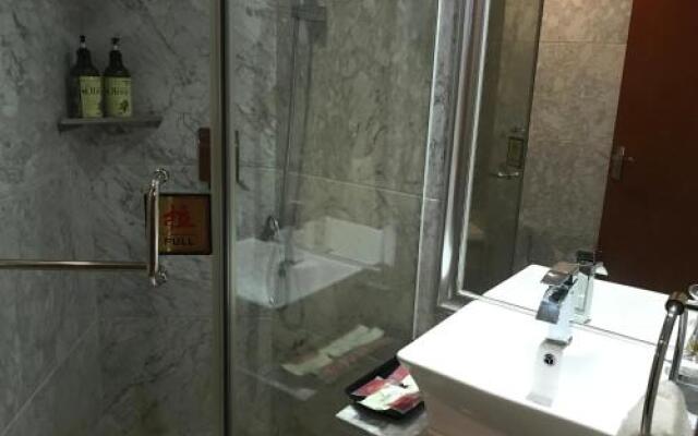 Dongguan Yingxuan Business Hotel