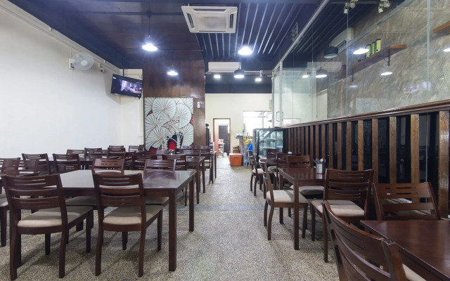 ZEN Rooms Norbu Hotel