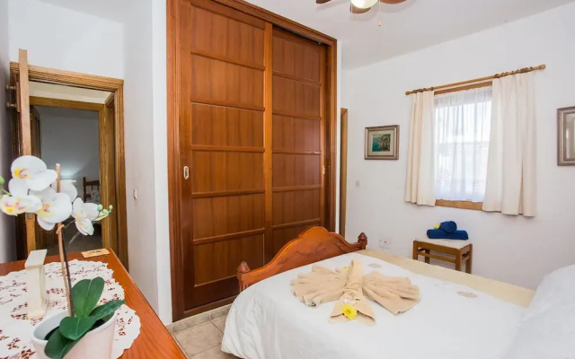 Beautiful 2 Bed Villa With Large Pool Casa Manana
