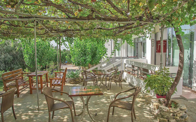 Megim Hotel