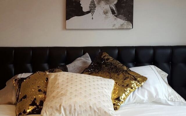 Cardiff Central Apartment