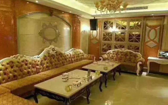 Vienna International Hotel (Changsha Railway College Linke University Subway Station)