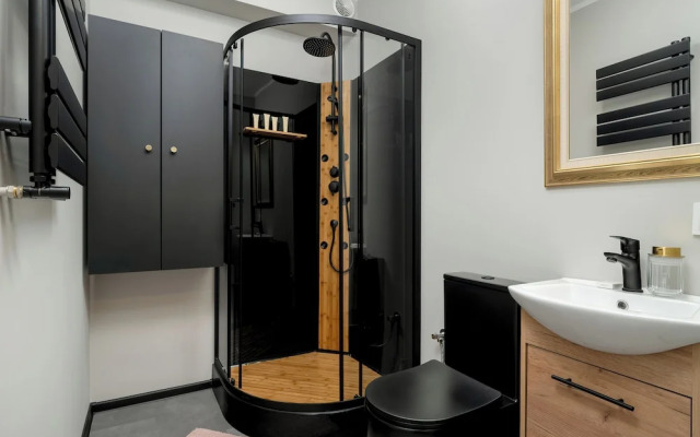 Studio Chelmonskiego MTP by Renters