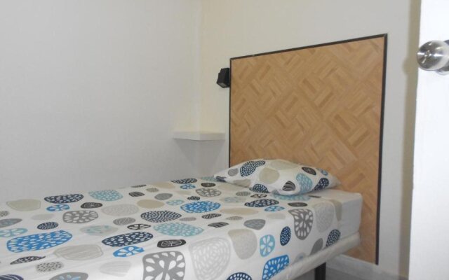 Crescent Rooms