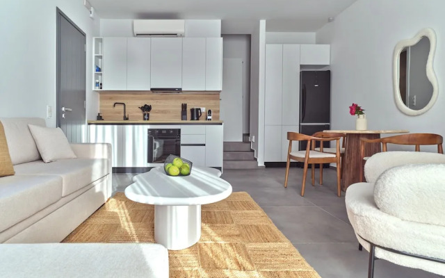 Parousia Luxury Apartments