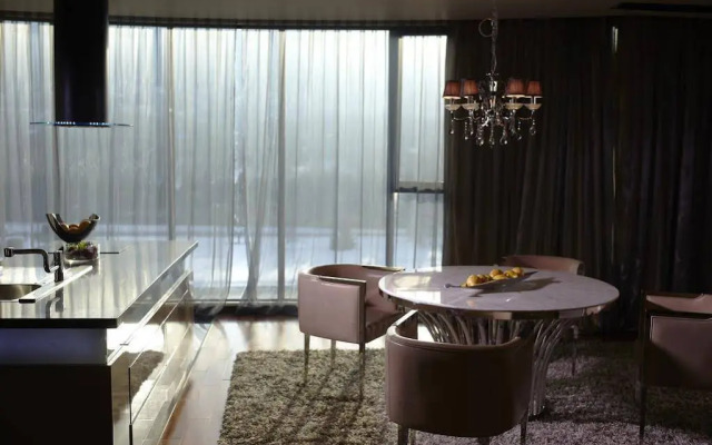 Emirates Apart Residence