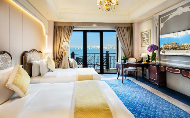 Legend Palace Hotel
