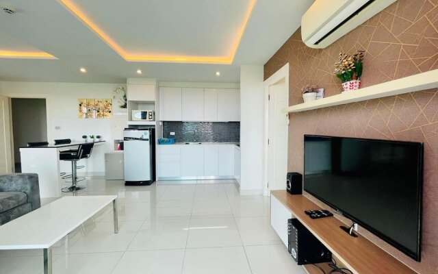 Amazon Residence Pattaya Sunny Rentals