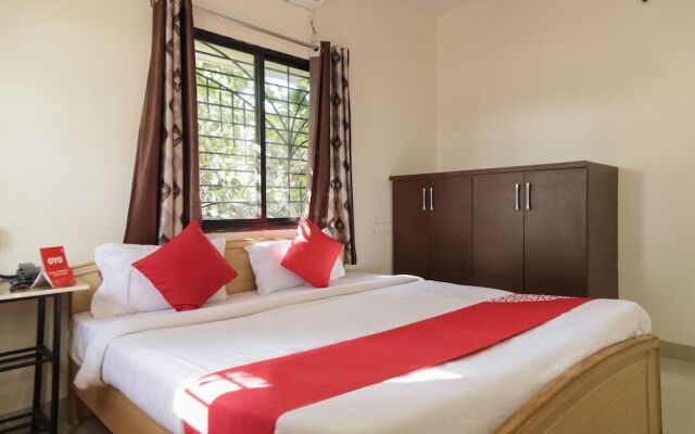 OYO 28089 Uk Service Apartment