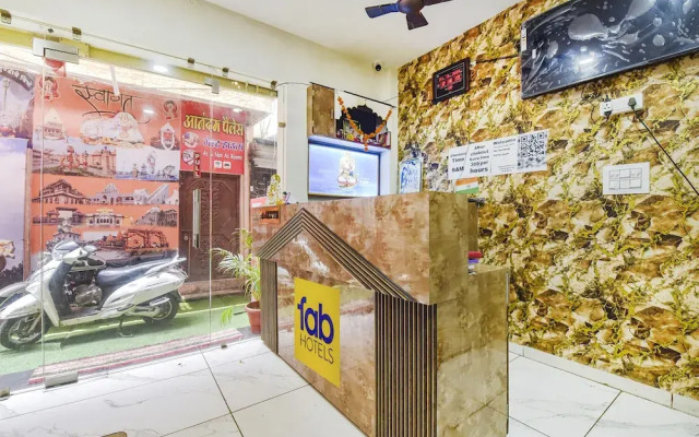 Fabexpress Anandam Palace Guest House