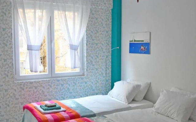 Short Stay Studio