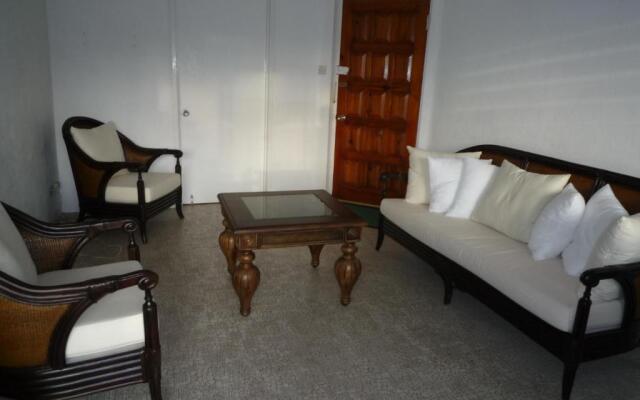 1 Bed Apartment/Condo