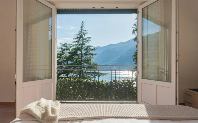 The Secret Lake View by Rent all Como