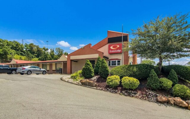 Econo Lodge Pittsburgh