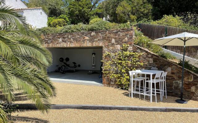 Villa in Cavalaire With Sea View & Pool