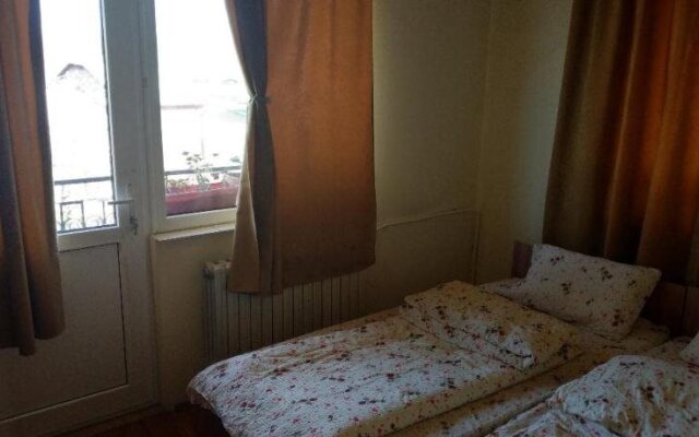 Lary Hostel