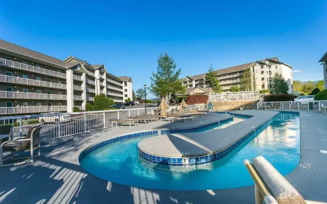 Whispering Pines 433