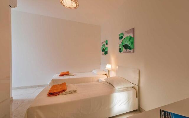 Hillock Residence Apartments
