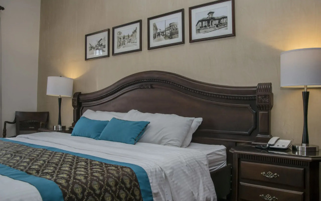 Hotel Colonial