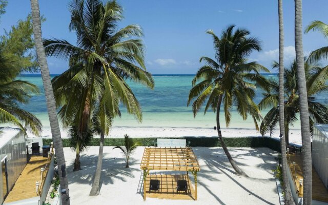 Zanzibar Beach House- South