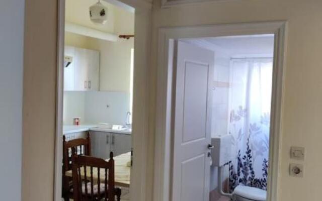Kostas'House2