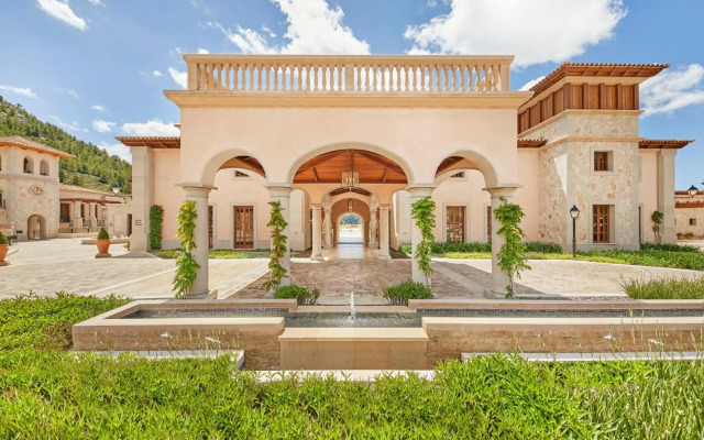Cap Vermell Grand Hotel