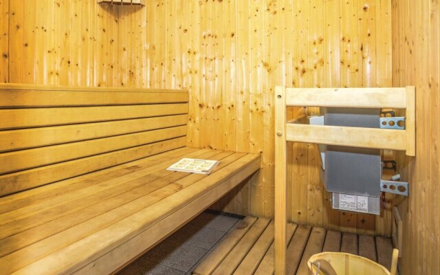 Stunning Home in Makarska with Hot Tub, Sauna & 9 Bedrooms
