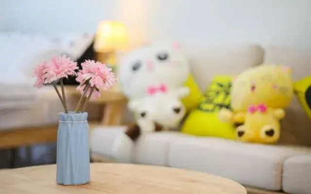 Small lane bay micro-theme seascape residence vacation apartment in huizhou