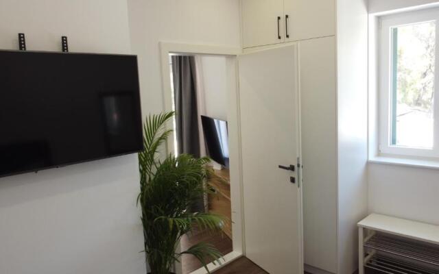 Holiday Home Nugal Makarska 2+2