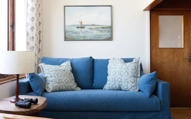 Historic Railway Home - Selsey Seafront