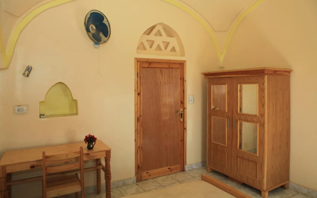 El Fayrouz Hotel