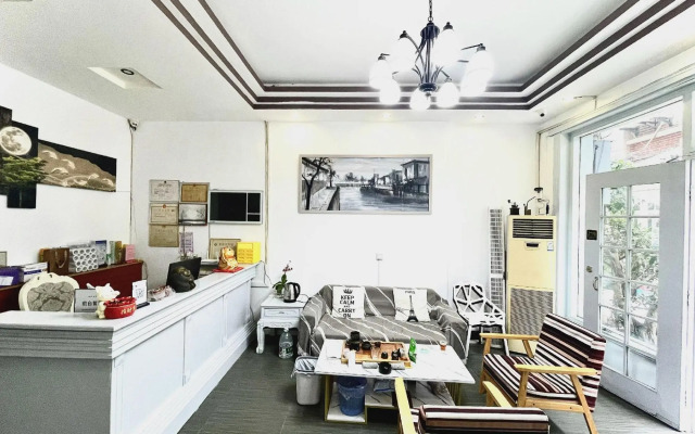 Wu Lan Hotel