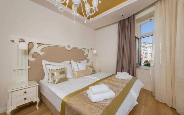 Piazza Heritage Hotel