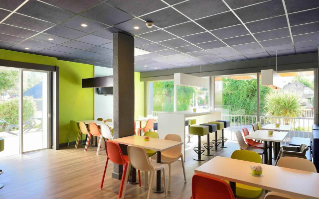 ibis budget Pau Lescar