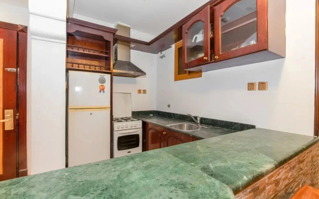 Oyo 148 Shathi Almas Hotel Suites