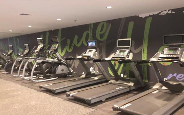 Holiday Inn Roanoke Airport – Conference CTR by IHG