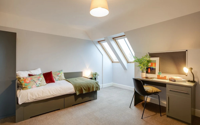Griffith Rooms
