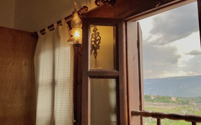 Saffronia 1900 Boutique Hotel