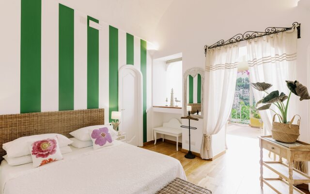 Villa Mary Suites