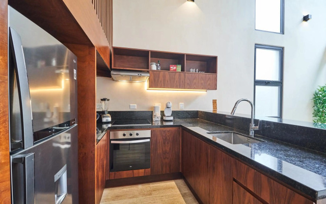 BV 230 Modern 2 BD Condo & private rooftop Jacuzzi