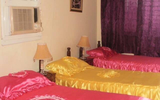 Hostal Carmencita, Carmen Gonzalez Fonseca