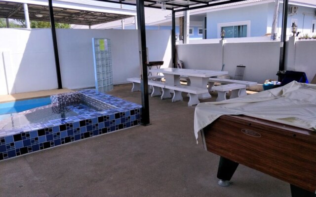 Ban Pak Hua Hin Pool Villa