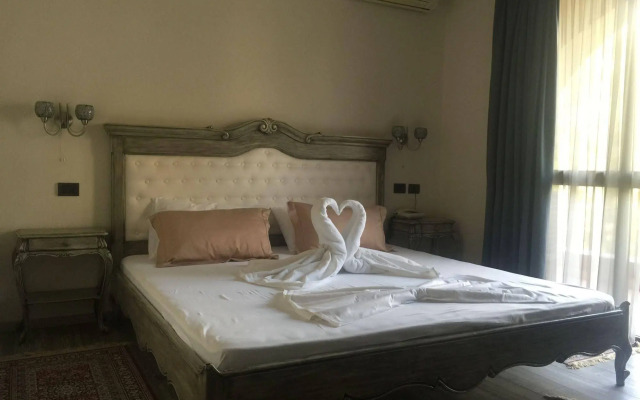 VH Broadway Tirana Hotel