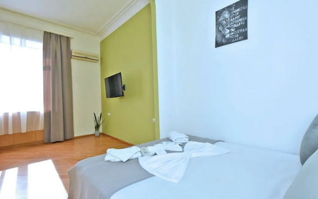 Green room in Yerevan