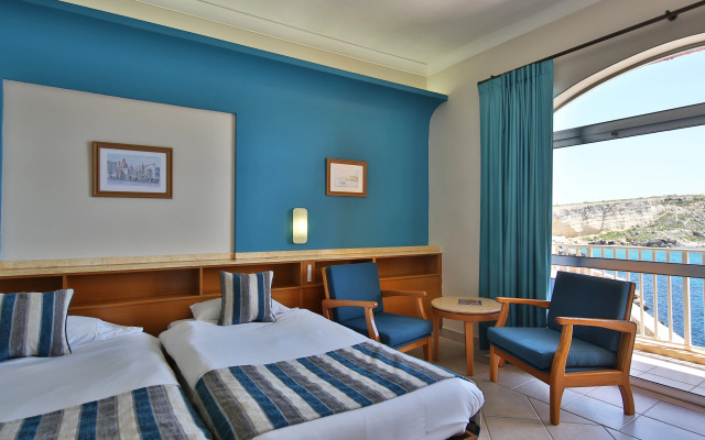 Paradise Bay Resort