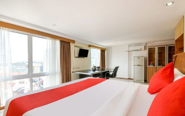 OYO 143 Dday Resotel Pattaya Hotel