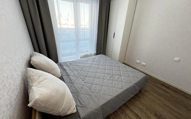 Apartments on Yasny Bereg 3 street